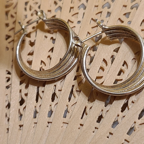 Ladies Earrings for Sale - Picture 5 of 8